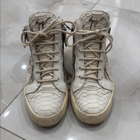 Giuseppe Zanotti Cream Croc Textured High Top Sneakers - Picture 1 of 5